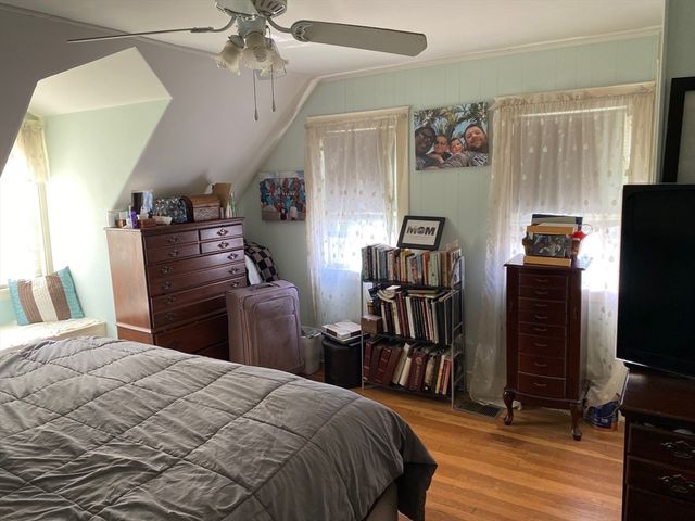 22 Ruggles Street, Quincy, MA 02169