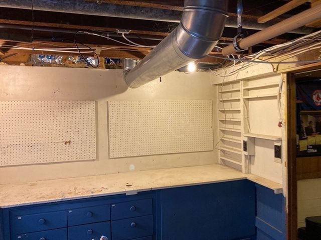 22 Ruggles Street, Quincy, MA 02169