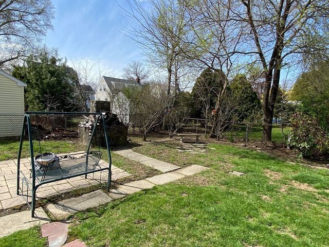 22 Ruggles Street, Quincy, MA 02169