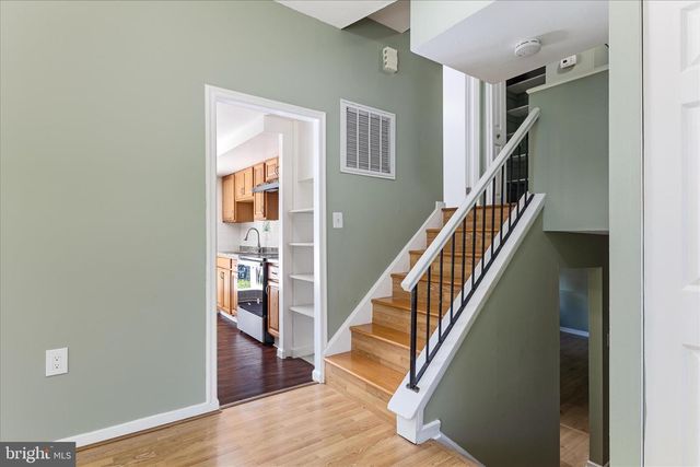 2231 SANIBEL DR, Reston, VA 20191