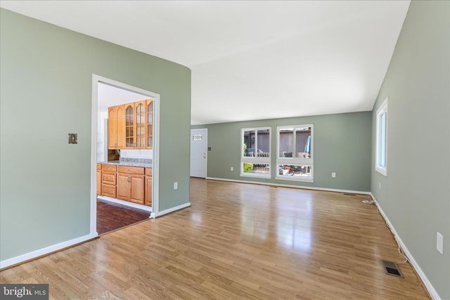 2231 SANIBEL DR, Reston, VA 20191