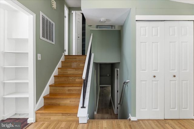 2231 SANIBEL DR, Reston, VA 20191