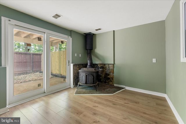 2231 SANIBEL DR, Reston, VA 20191