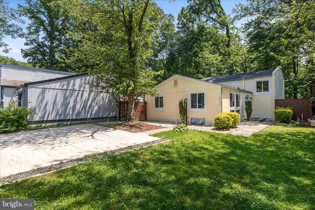 2231 SANIBEL DR, Reston, VA 20191