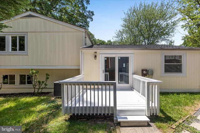 2231 SANIBEL DR, Reston, VA 20191