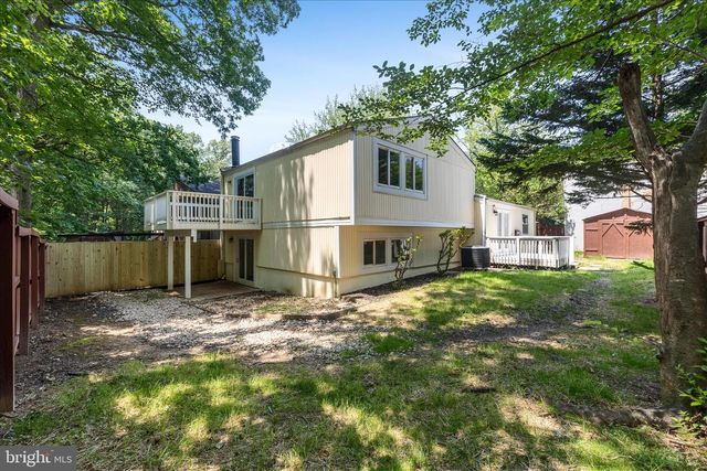 2231 SANIBEL DR, Reston, VA 20191