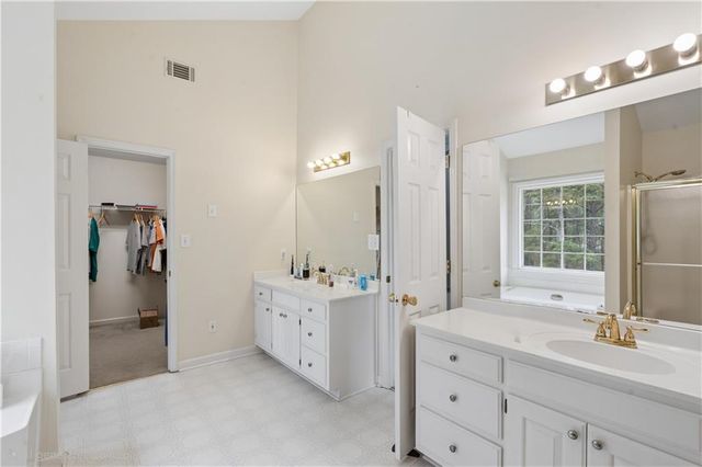 1615 Peachcrest Drive, Lawrenceville, GA 30043