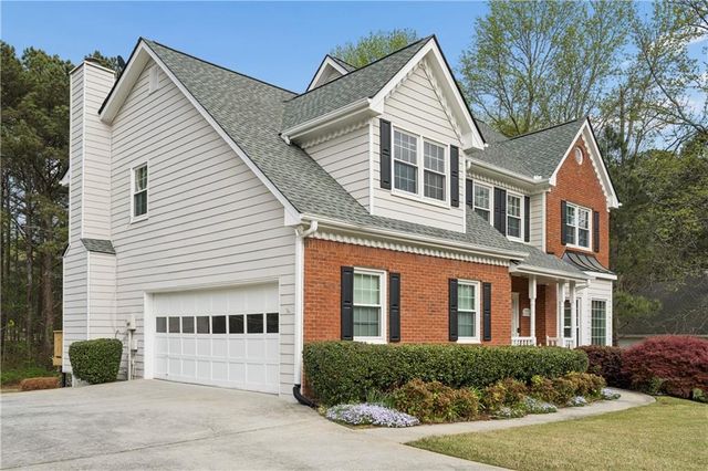 1615 Peachcrest Drive, Lawrenceville, GA 30043