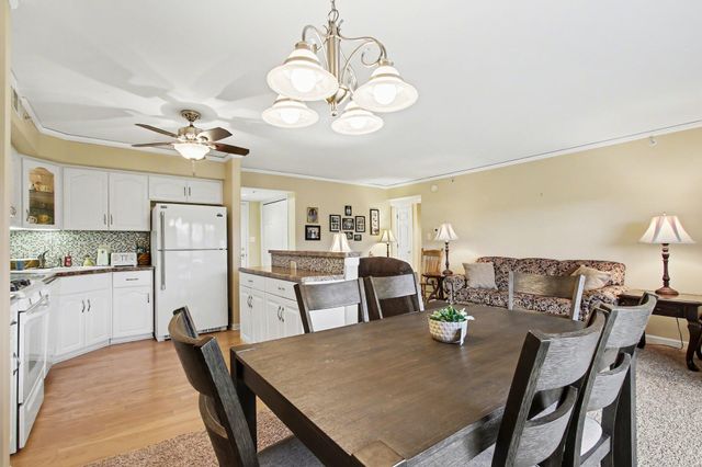 113 Swan Drive, Dyer, IN 46311