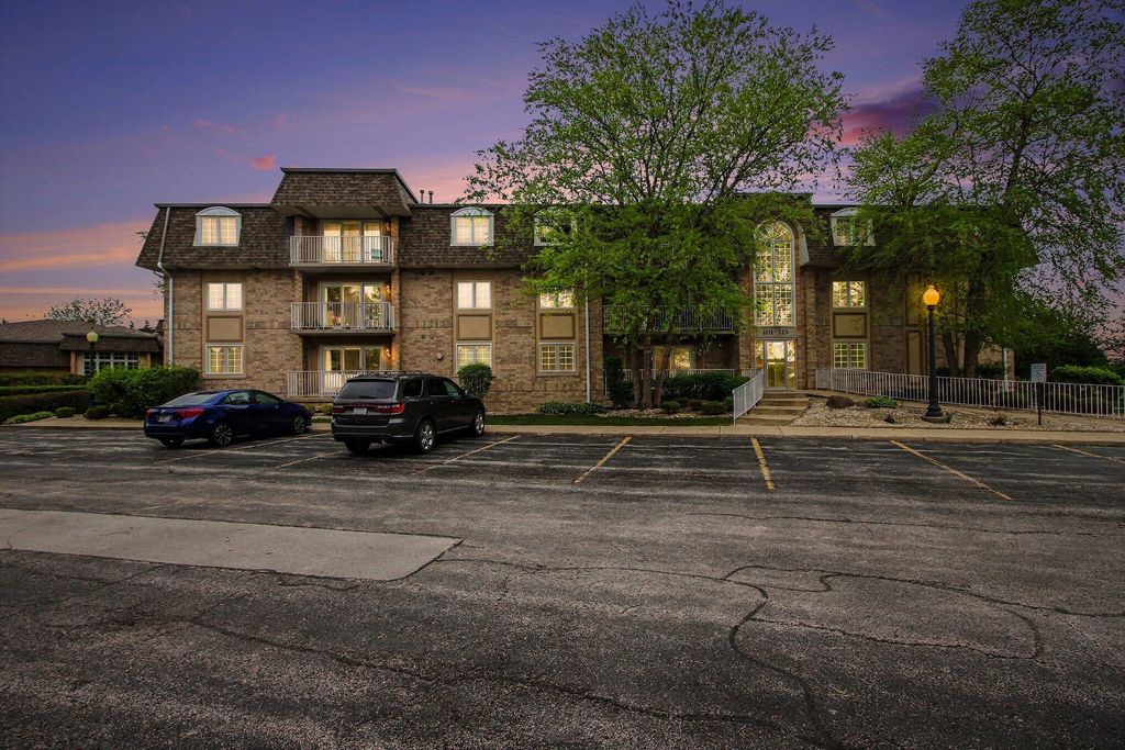 113 Swan Drive, Dyer, IN 46311