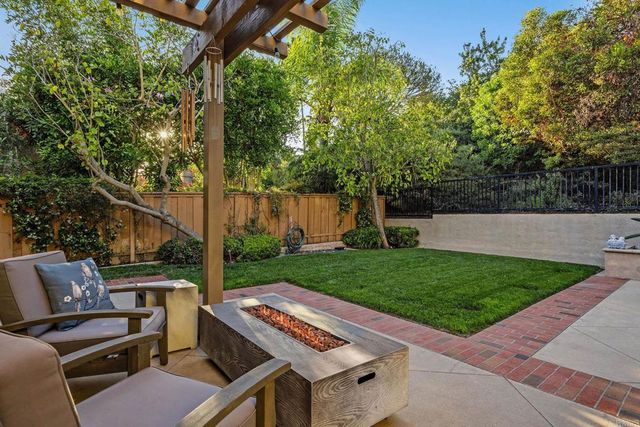 4284 Corte Favor, San Diego, CA 92130