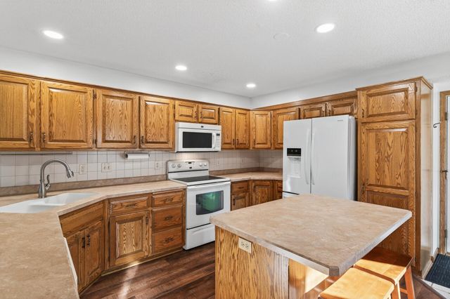 14245 Fairway Lane SE, Becker, MN 55308