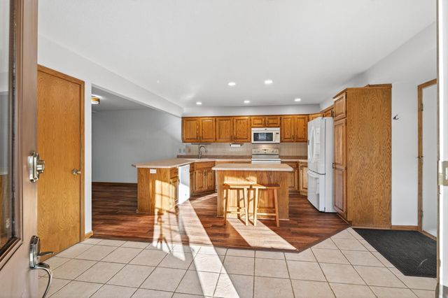 14245 Fairway Lane SE, Becker, MN 55308