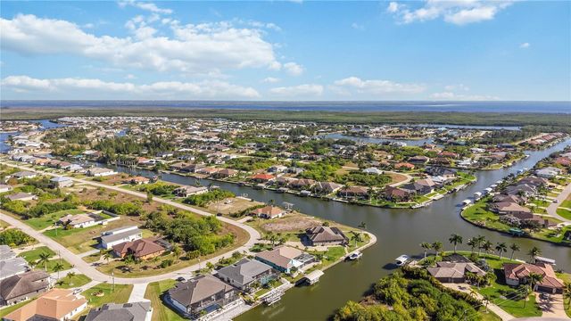 8228 TECUMSEH CIRCLE, Port Charlotte, FL 33981