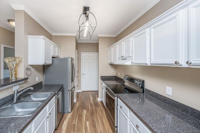 45 Sycamore Avenue 836, Charleston, SC 29407