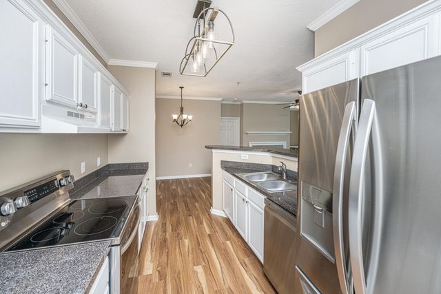 45 Sycamore Avenue 836, Charleston, SC 29407