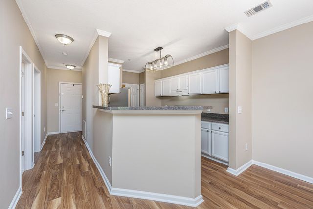 45 Sycamore Avenue 836, Charleston, SC 29407