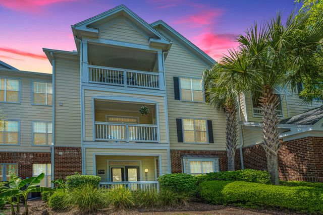 45 Sycamore Avenue 836, Charleston, SC 29407