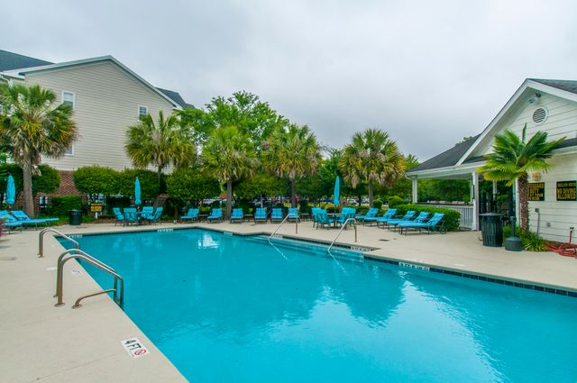 45 Sycamore Avenue 836, Charleston, SC 29407