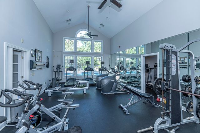 45 Sycamore Avenue 836, Charleston, SC 29407