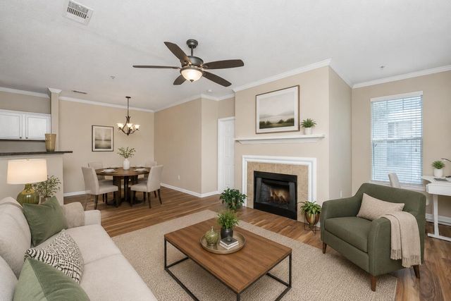 45 Sycamore Avenue 836, Charleston, SC 29407