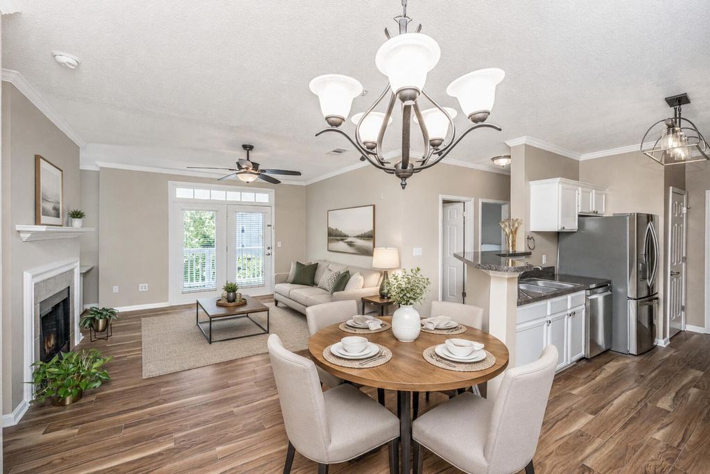 45 Sycamore Avenue 836, Charleston, SC 29407
