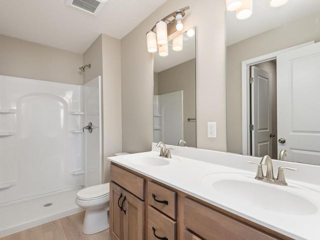 418 Prairie View Drive, Cologne, MN 55322