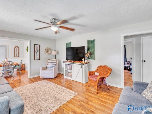 973 Walker Lane, New Market, AL 35761