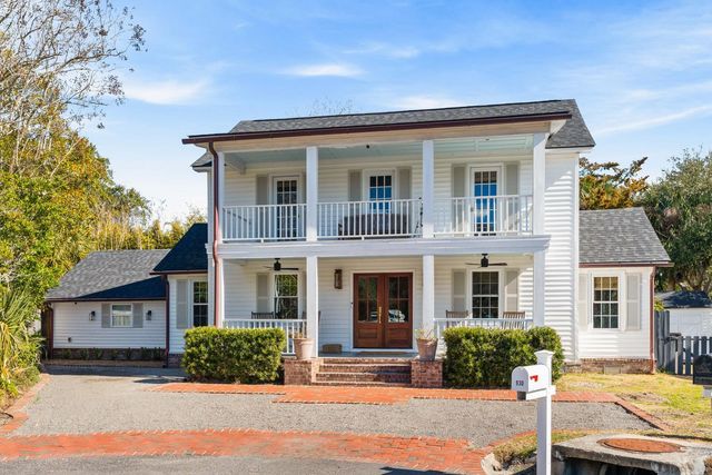 930 Richter Way, Mount Pleasant, SC 29464