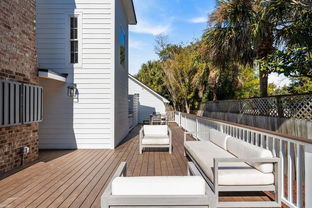 930 Richter Way, Mount Pleasant, SC 29464