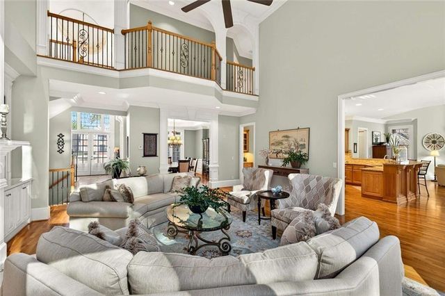 376 Prestbury Court, Suwanee, GA 30024