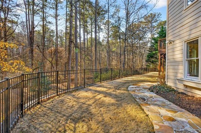 376 Prestbury Court, Suwanee, GA 30024