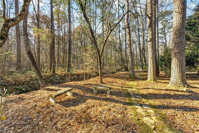 376 Prestbury Court, Suwanee, GA 30024