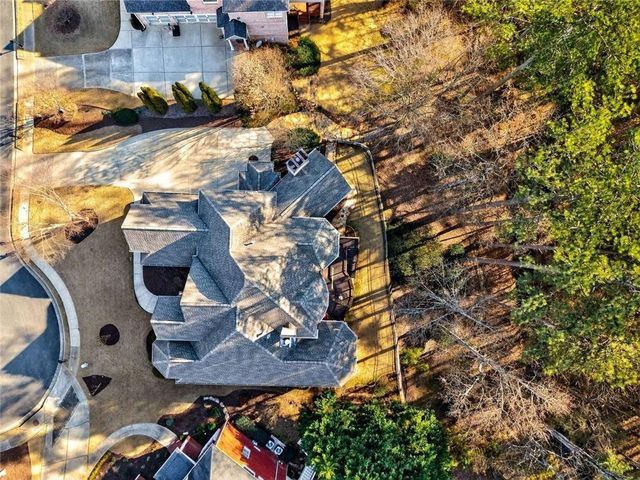 376 Prestbury Court, Suwanee, GA 30024