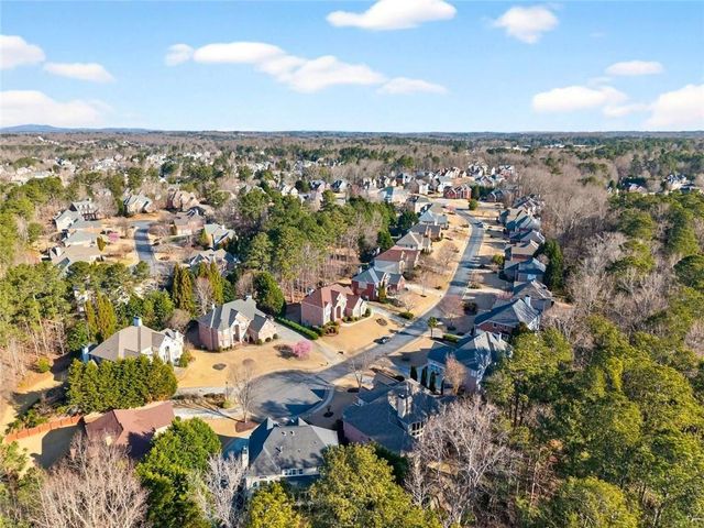 376 Prestbury Court, Suwanee, GA 30024