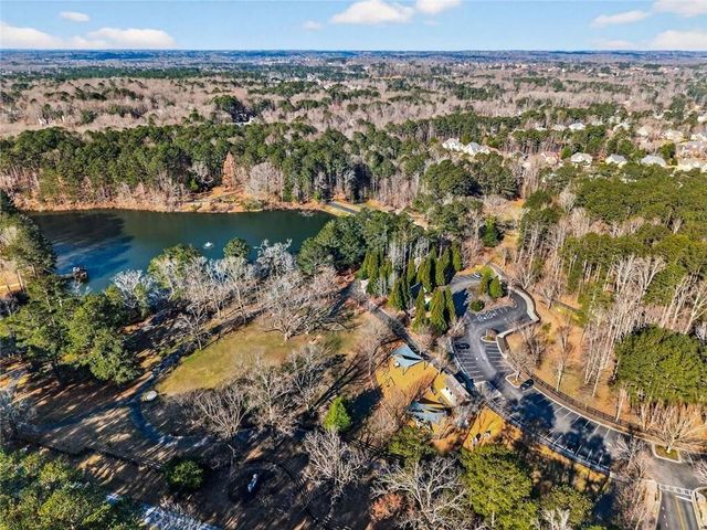 376 Prestbury Court, Suwanee, GA 30024