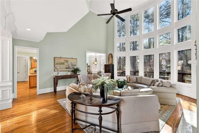 376 Prestbury Court, Suwanee, GA 30024