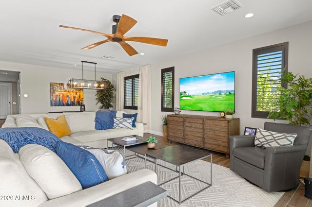11423 N NORTHFIELD Street, Surprise, AZ 85388
