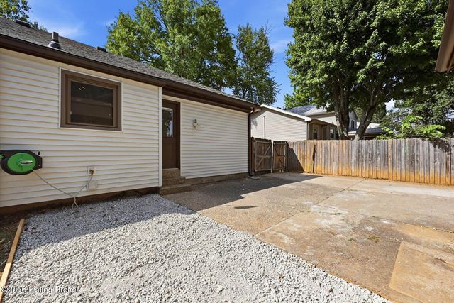 4607 Haeringdon Dr, Louisville, KY 40299