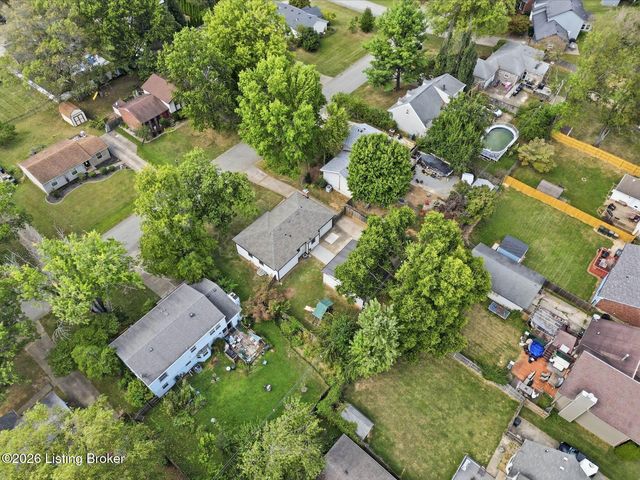 4607 Haeringdon Dr, Louisville, KY 40299