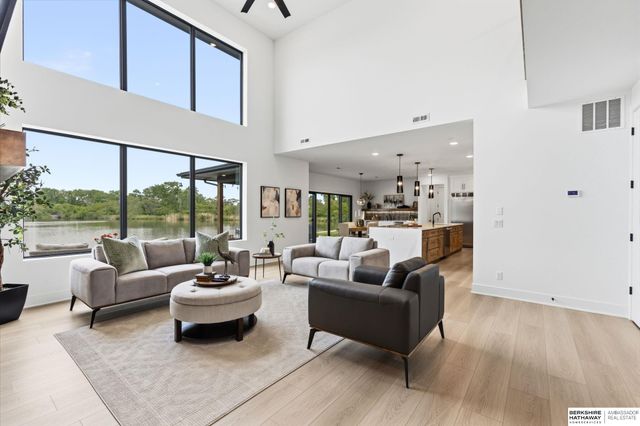 28502 Jessie Circle, Valley, NE 68064