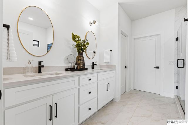 28502 Jessie Circle, Valley, NE 68064
