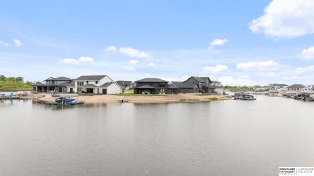 28502 Jessie Circle, Valley, NE 68064