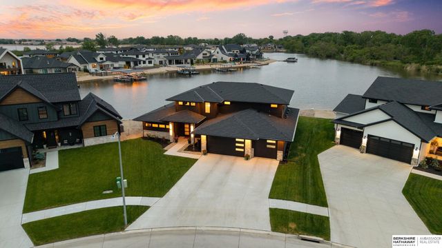 28502 Jessie Circle, Valley, NE 68064