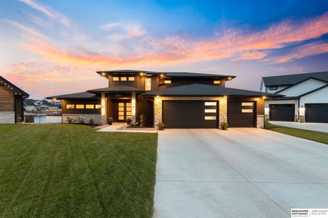 28502 Jessie Circle, Valley, NE 68064