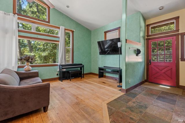 23851 Iris Ter, Willits, CA 95490