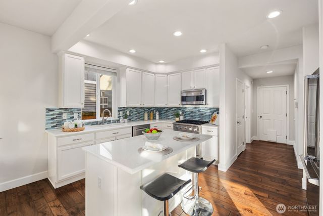 12219 NE 105th Street, Kirkland, WA 98033