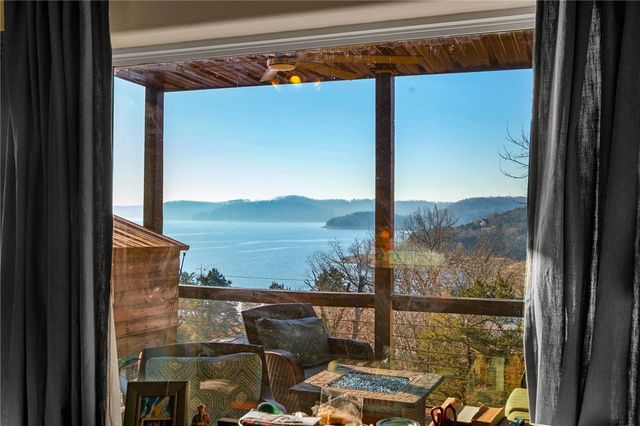 21413 Lakeview Drive, Garfield, AR 72732