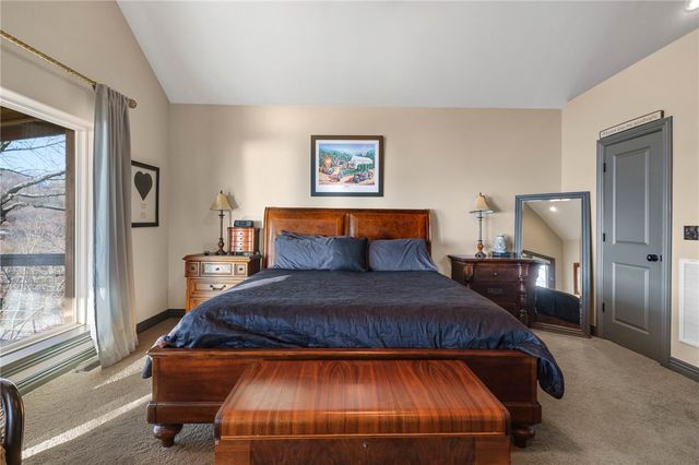 21413 Lakeview Drive, Garfield, AR 72732