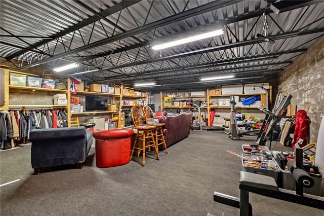 21413 Lakeview Drive, Garfield, AR 72732